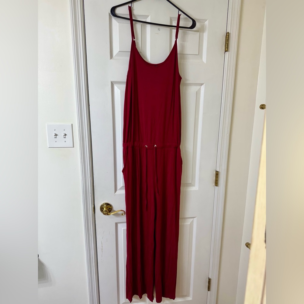 Red Jumpsuit with Cinch Waist and Adjustable Straps Size L by Sullcom❤️Christmas